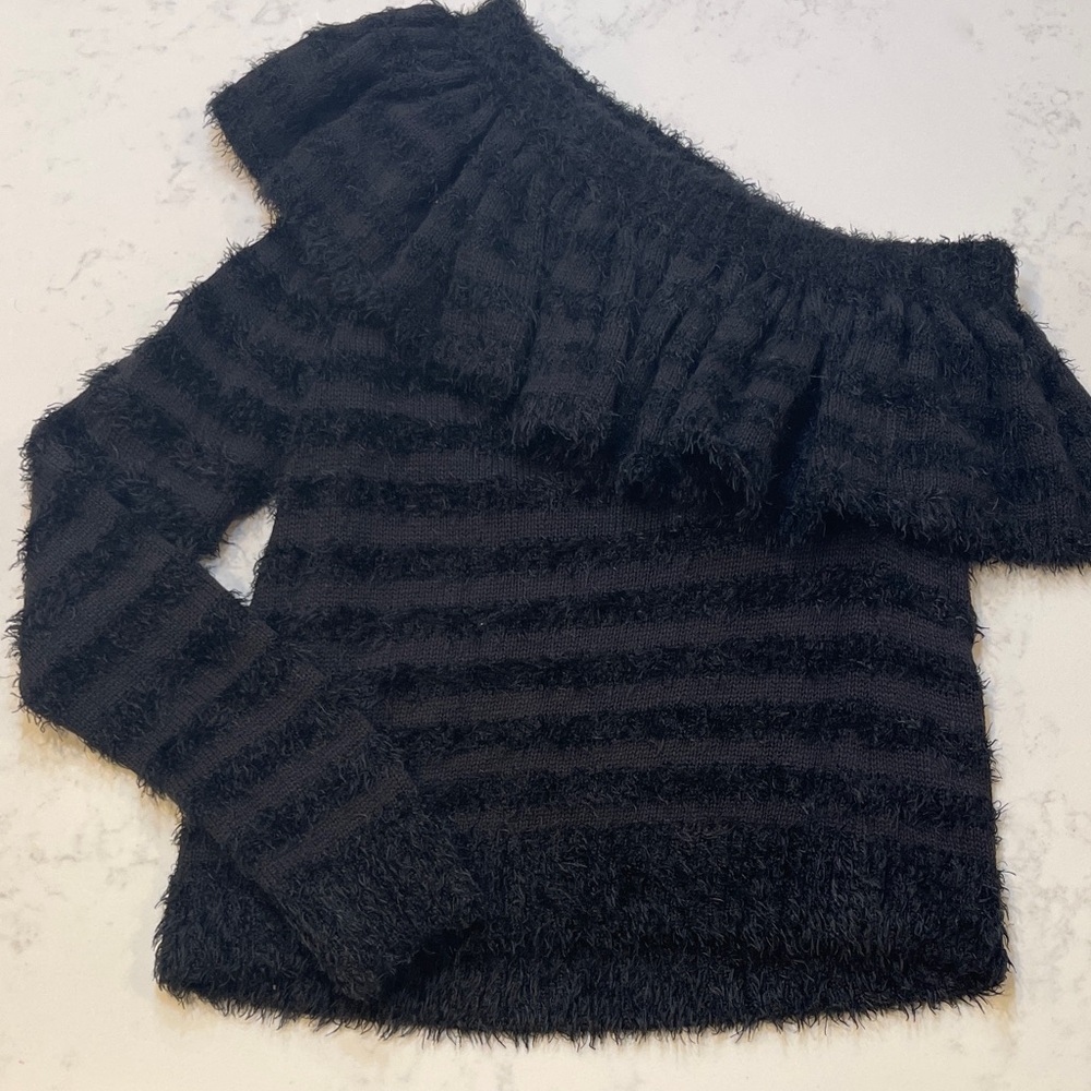 NWT Wayf Black Textured Off-Shoulder Sweater Size M